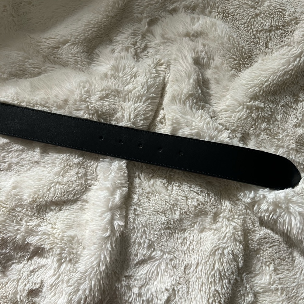 GG Marmont Leather Belt with Shiny Buckle - Picture 5 of 8
